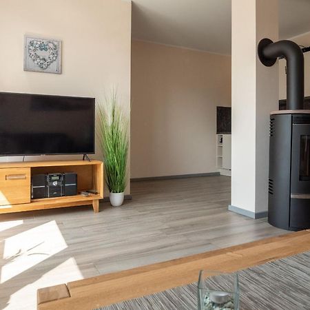 Rotes Haus Krabbe - Whg 2 Apartman Zingst Kültér fotó